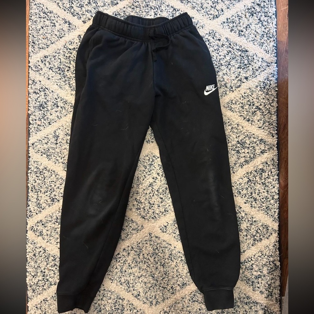 black nike sweatpants
